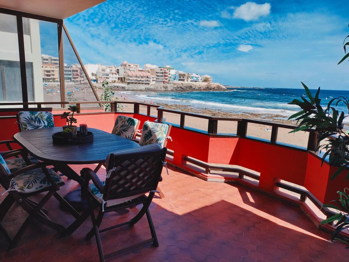 Front Line Beach With Fantastic Terrace. Telde Exteriör bild